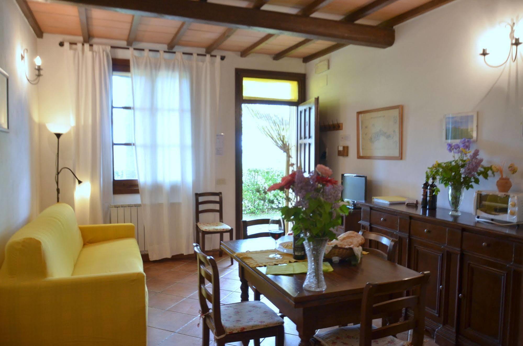 Agriturismo Il Casalone Montepulciano Stazione Buitenkant foto