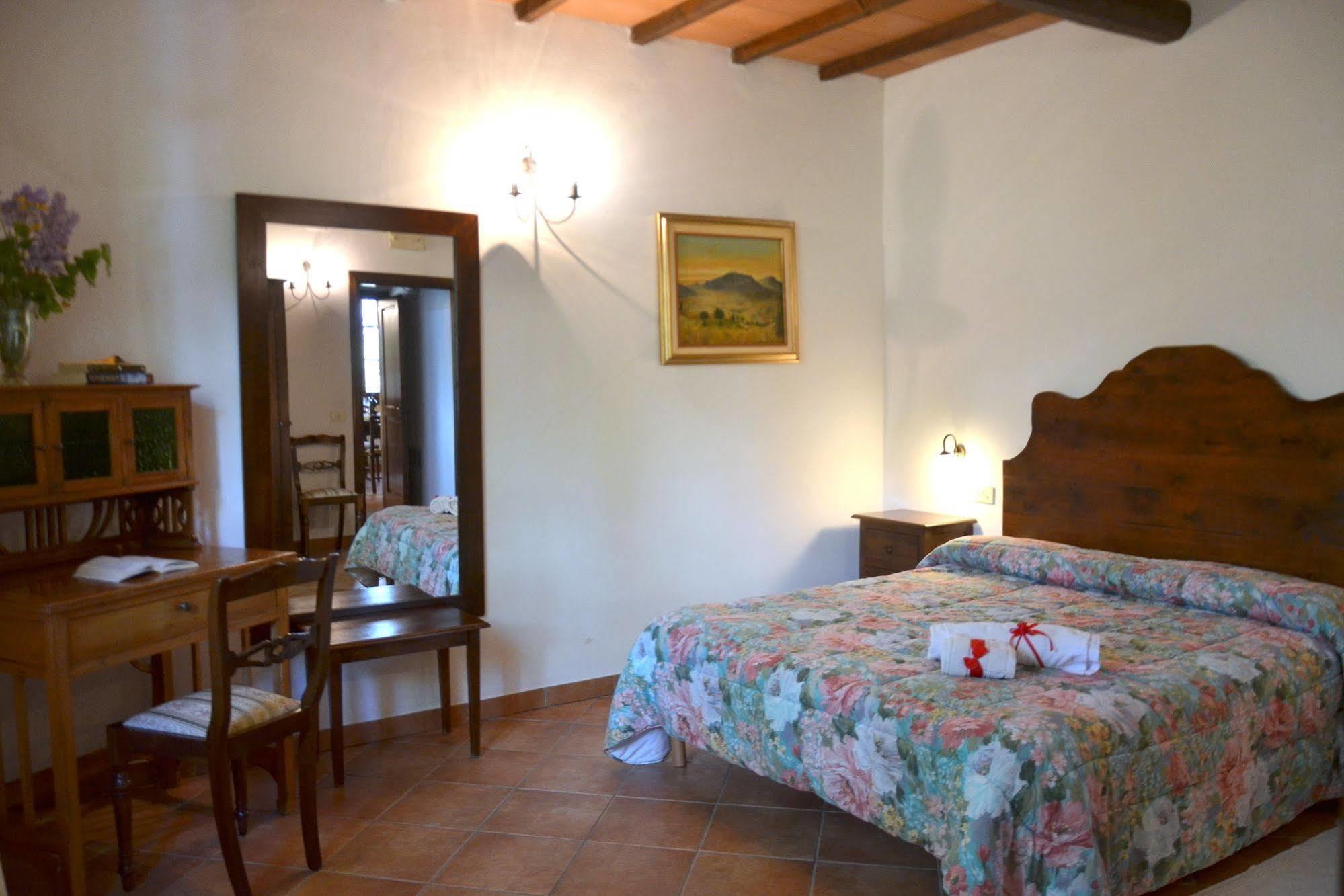 Agriturismo Il Casalone Montepulciano Stazione Buitenkant foto