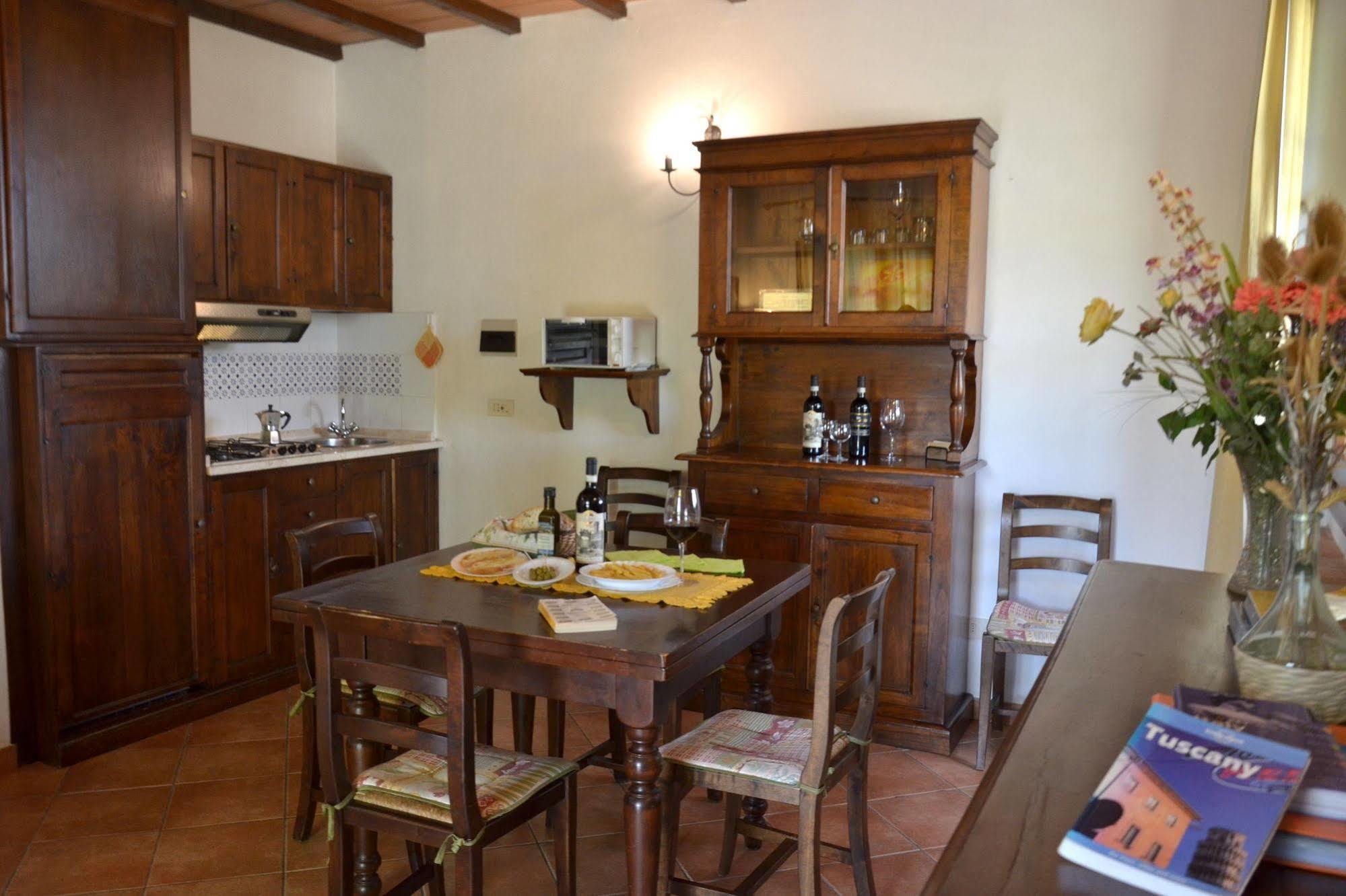 Agriturismo Il Casalone Montepulciano Stazione Buitenkant foto